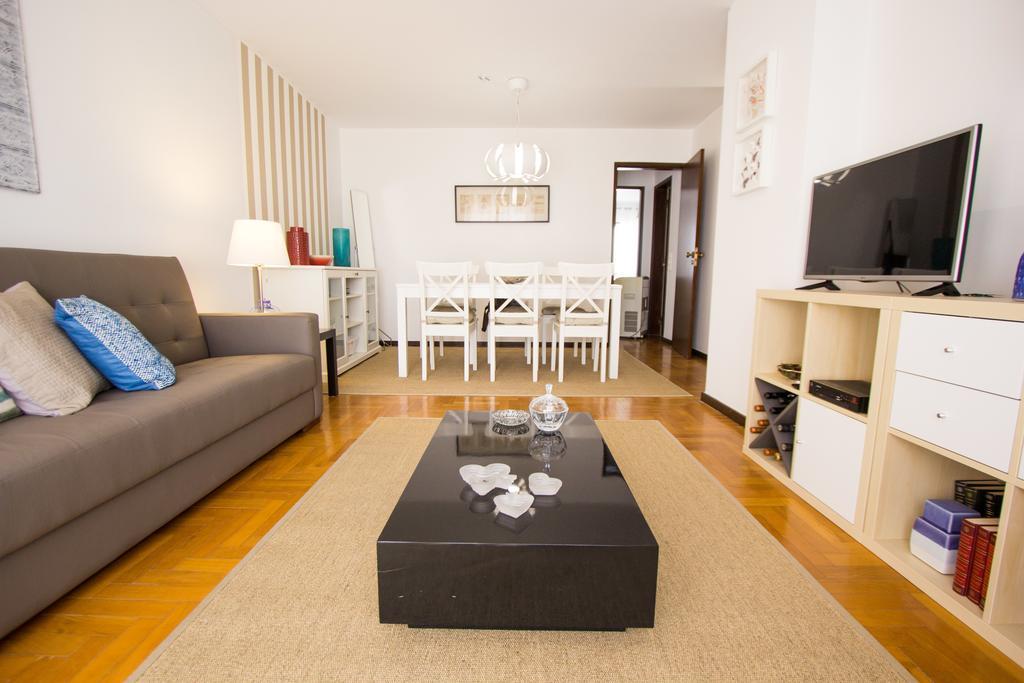 Spacious Apartment In Lisbon Bagian luar foto