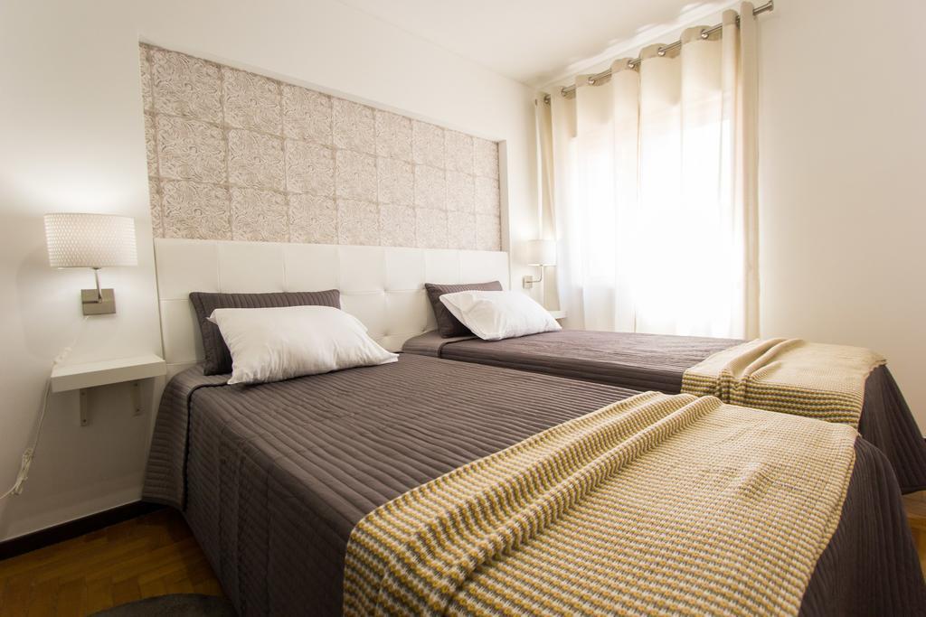 Spacious Apartment In Lisbon Bagian luar foto